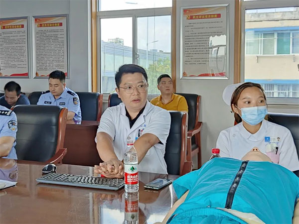 【警醫(yī)聯(lián)動，練“救”真本領(lǐng)】我院專家走進合肥市公安局大通路派出所開展應(yīng)急救護培訓(xùn)